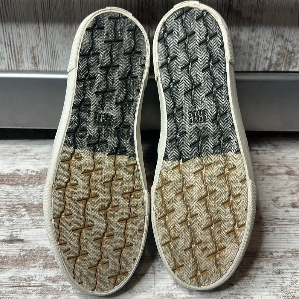 Frye Gia Canvas Slip On Black Multi Color Size 7M